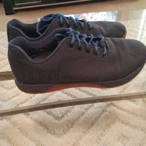 Nobull trainers shoes size unisex Men 8.5 women 10